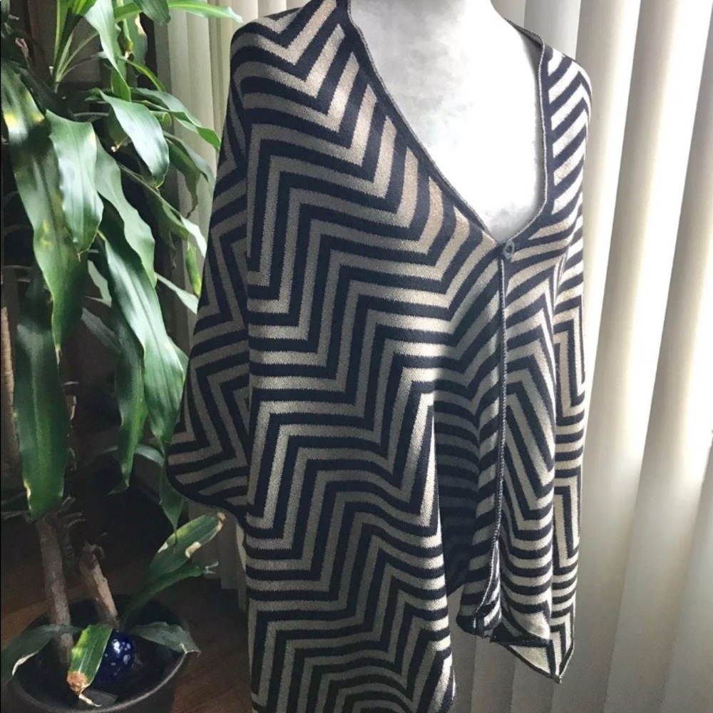 Convertible poncho/warp